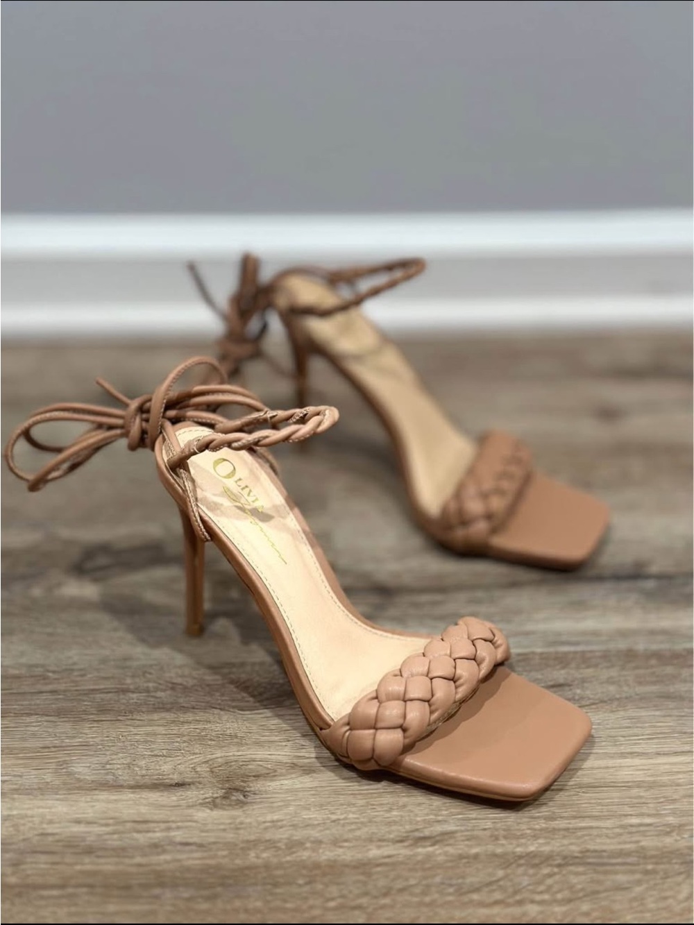 Olivia Jaymes Tan Braided Strap Wrap Up Heeled Sandals Size 8.5
